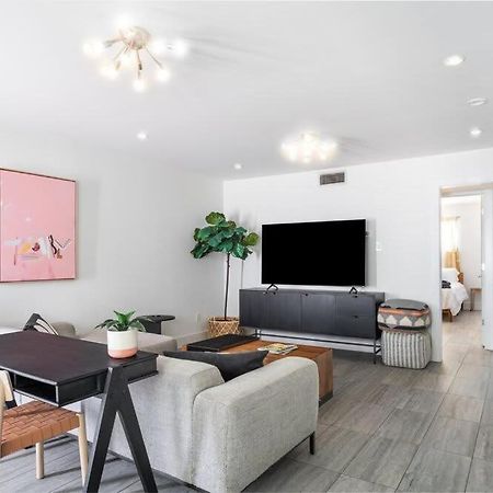 Chic Clarksville 2Br Condo Near Downtown オースティン エクステリア 写真