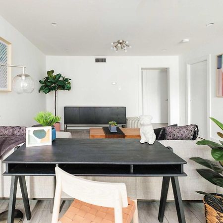 Chic Clarksville 2Br Condo Near Downtown オースティン エクステリア 写真